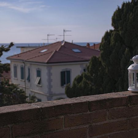 Casa Myconis 68Mq A Due Passi Dal Mare Di San Vincenzo Apartment ภายนอก รูปภาพ