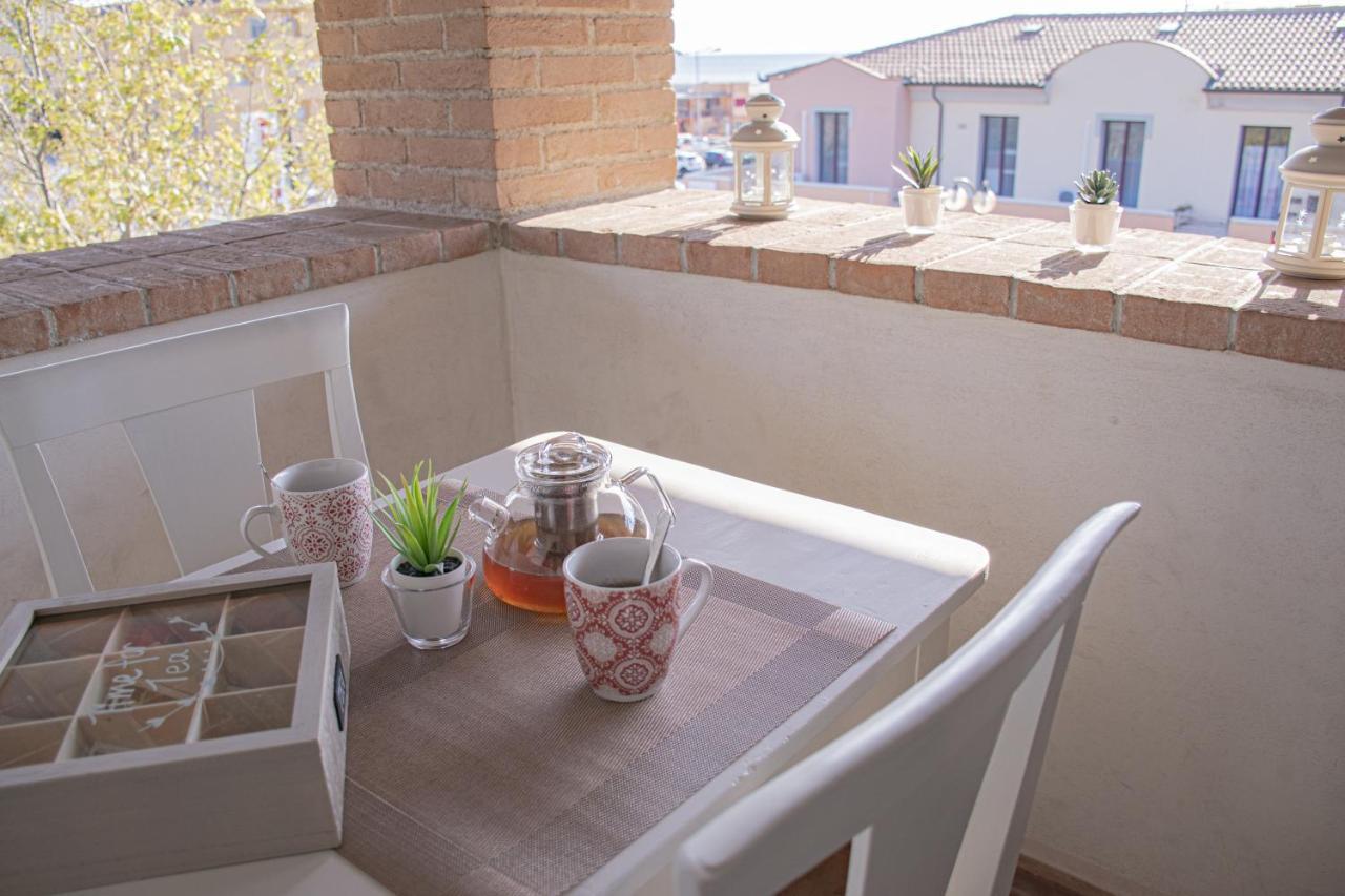 Casa Myconis 68Mq A Due Passi Dal Mare Di San Vincenzo Apartment ภายนอก รูปภาพ