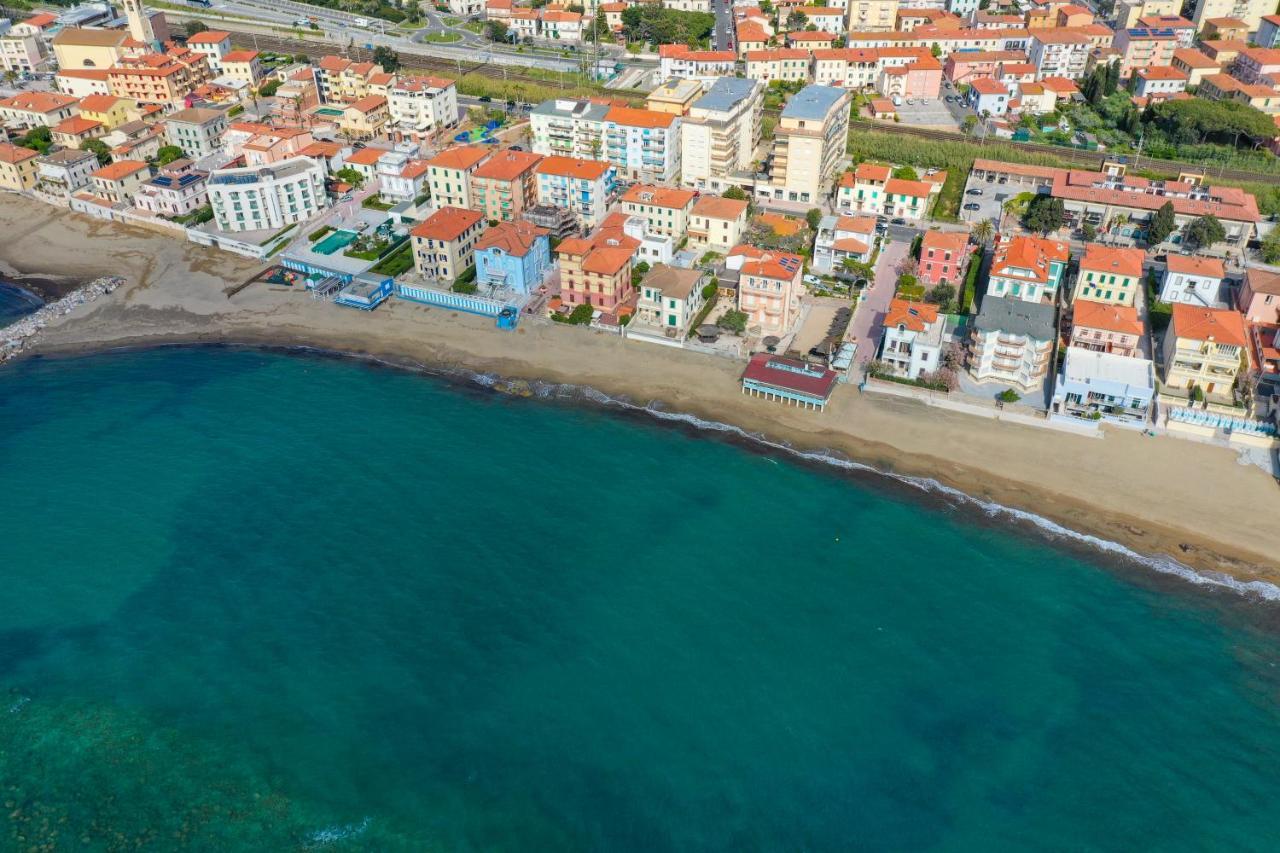 Casa Myconis 68Mq A Due Passi Dal Mare Di San Vincenzo Apartment ภายนอก รูปภาพ