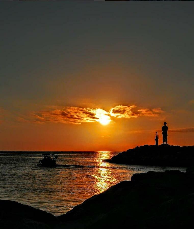 Casa Myconis 68Mq A Due Passi Dal Mare Di San Vincenzo Apartment ภายนอก รูปภาพ